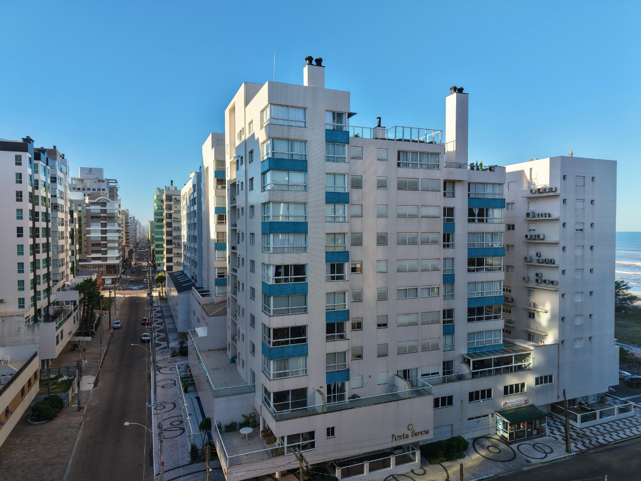 https://broker.diegobauerimoveis.com.br/condominios/14/be2aefed890b60f787868485733ccc87.jpg
