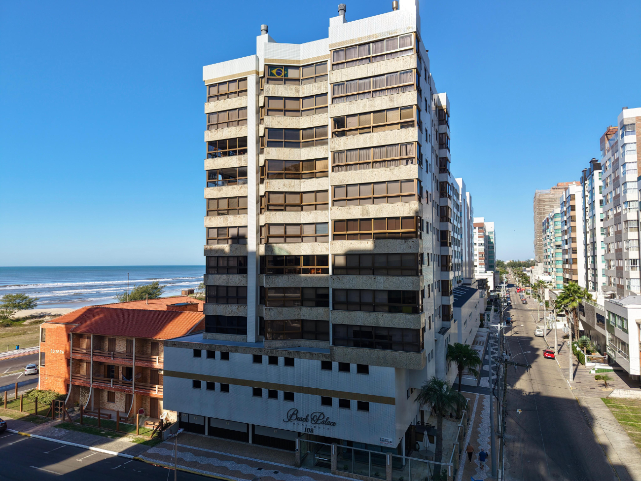 https://broker.diegobauerimoveis.com.br/condominios/20/103f31edf130f0cf333b4eaba28a28f6.jpg